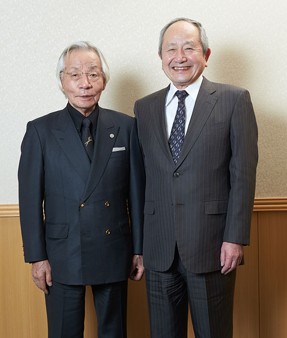 左:松本JOA名誉会長 右:下河辺JOA広報委員長